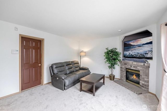 11008 184th Avenue, Bonney Lake, WA 98391