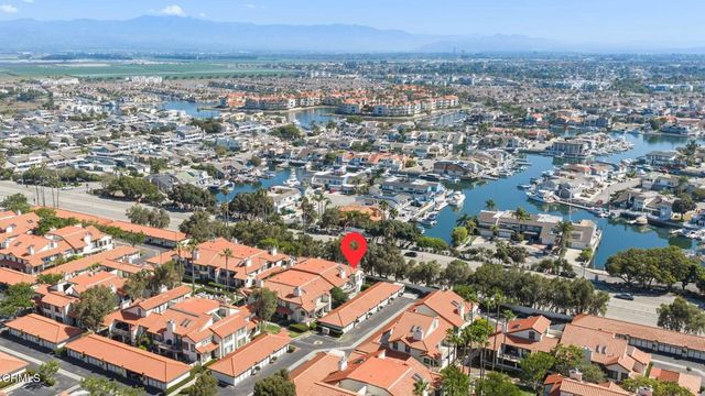 2274 Martinique Lane, Oxnard, CA 93035