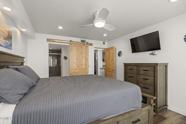 2274 Martinique Lane, Oxnard, CA 93035