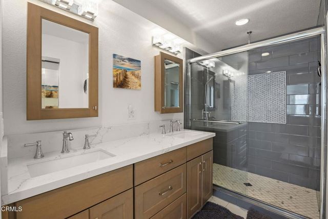 2274 Martinique Lane, Oxnard, CA 93035