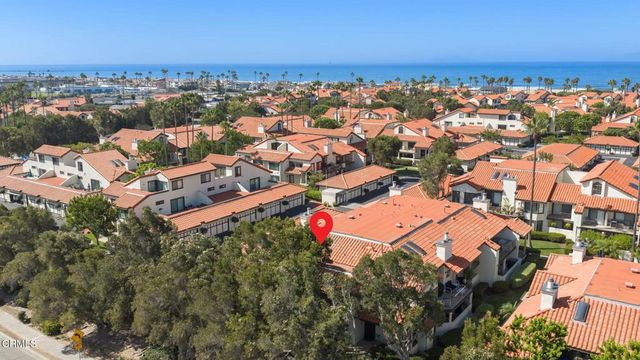 2274 Martinique Lane, Oxnard, CA 93035