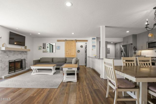 2274 Martinique Lane, Oxnard, CA 93035