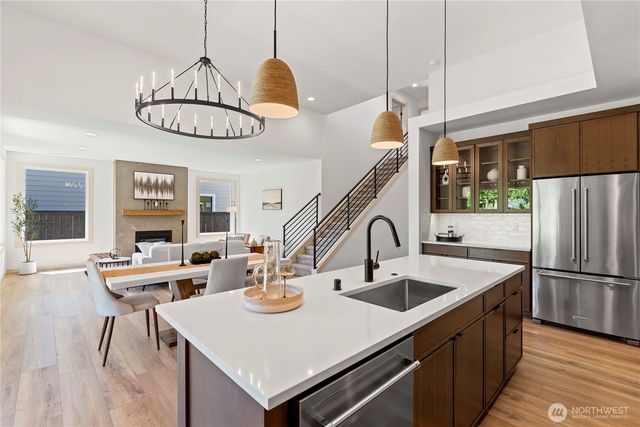 3233 NW Brianna Avenue, East Wenatchee, WA 98802