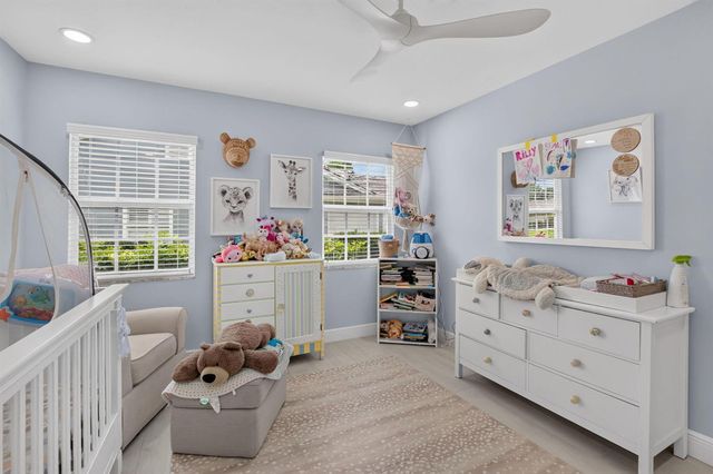 15 Holly Drive, Boynton Beach, FL 33436