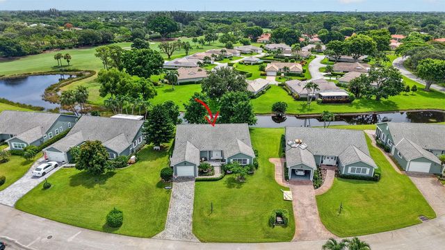 15 Holly Drive, Boynton Beach, FL 33436