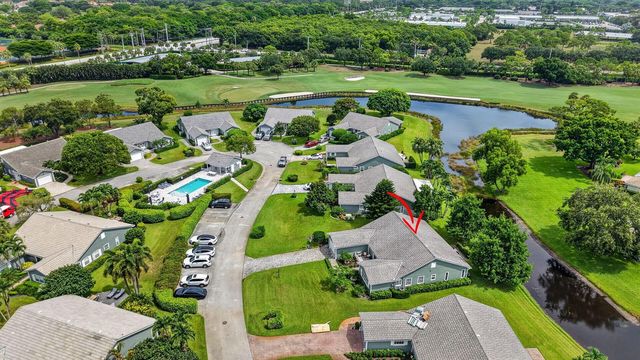 15 Holly Drive, Boynton Beach, FL 33436