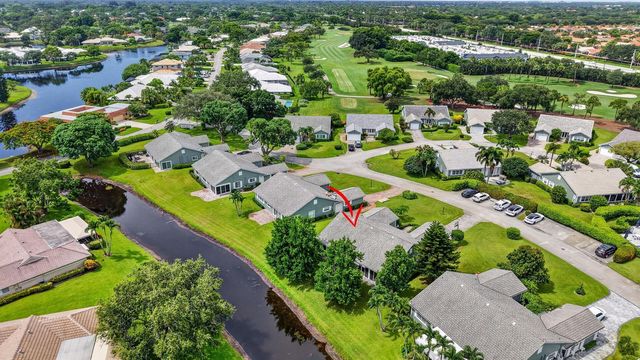 15 Holly Drive, Boynton Beach, FL 33436