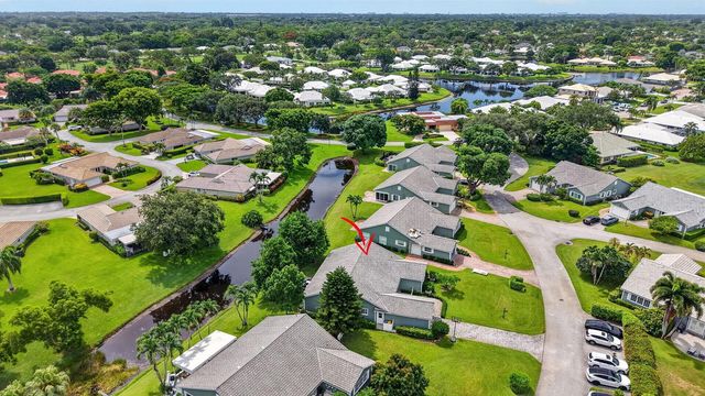 15 Holly Drive, Boynton Beach, FL 33436