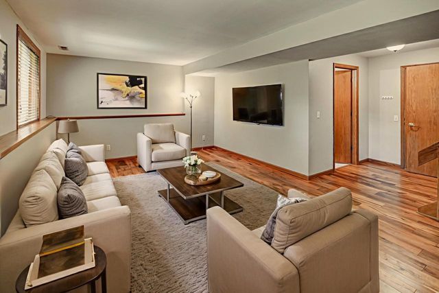 6157 Thornebury Drive, Madison, WI 53719
