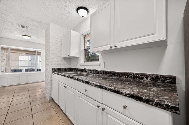 23027 Briarcreek Boulevard, Spring, TX 77373
