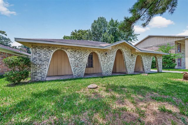 23027 Briarcreek Boulevard, Spring, TX 77373