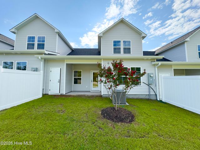 549 Timbercrest Circle SE, Bolivia, NC 28422