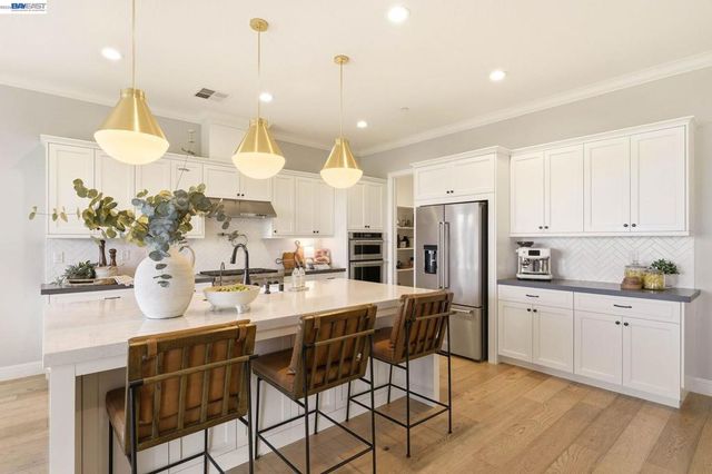1091 Trumpet Vine Lane, San Ramon, CA 94582