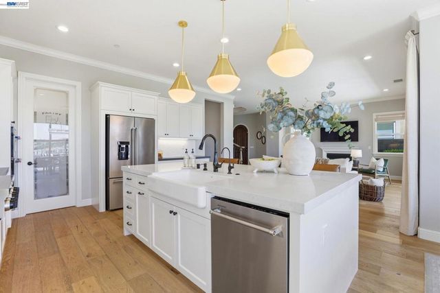 1091 Trumpet Vine Lane, San Ramon, CA 94582