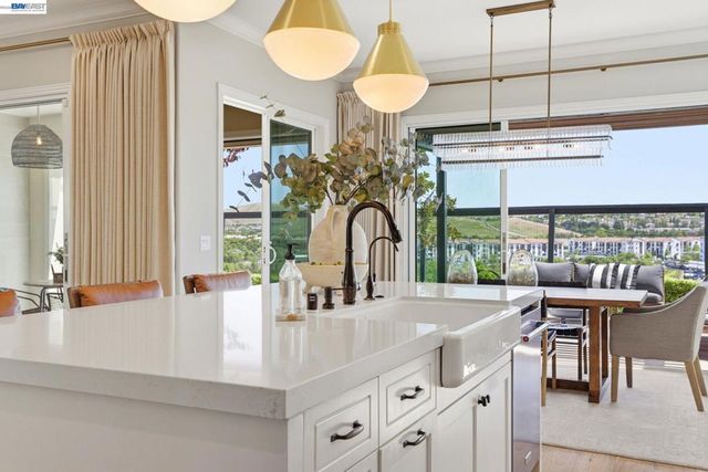 1091 Trumpet Vine Lane, San Ramon, CA 94582