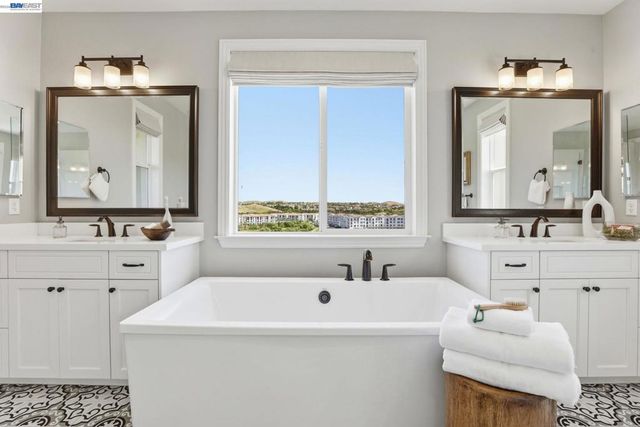 1091 Trumpet Vine Lane, San Ramon, CA 94582
