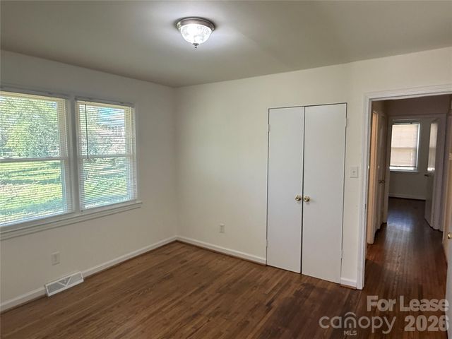 4629 Cinderella Road, Charlotte, NC 28213