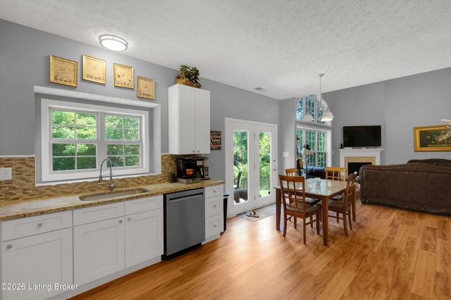 1707 Keating Dr, Louisville, KY 40245