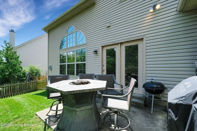 1707 Keating Dr, Louisville, KY 40245