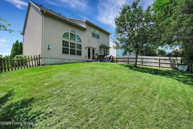 1707 Keating Dr, Louisville, KY 40245