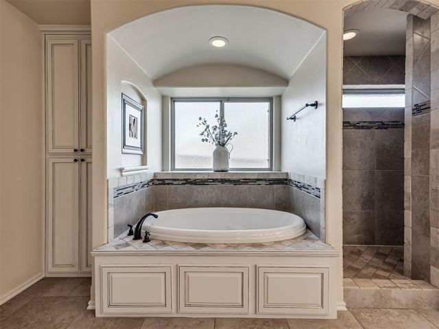 1405 NW 187th Street, Edmond, OK 73012