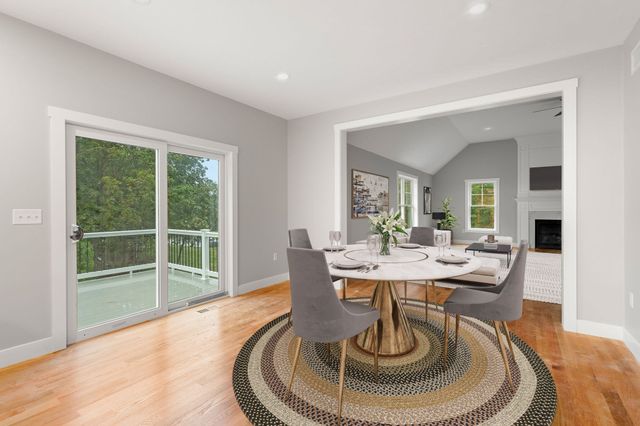 168 Vale St, Tewksbury, MA 01876