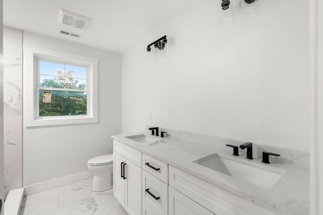 168 Vale St, Tewksbury, MA 01876