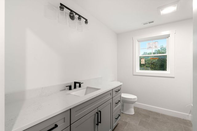 168 Vale St, Tewksbury, MA 01876