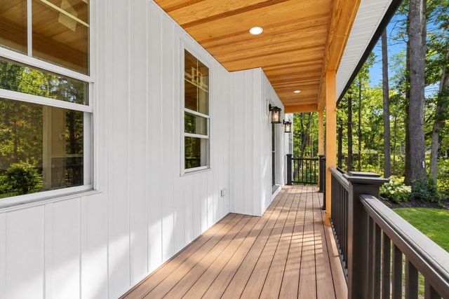 168 Vale St, Tewksbury, MA 01876