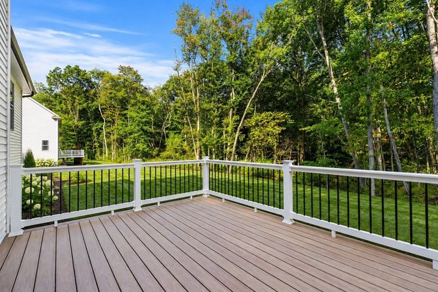 168 Vale St, Tewksbury, MA 01876