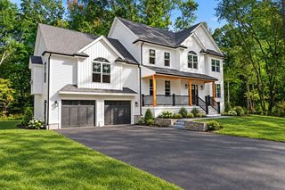 168 Vale St, Tewksbury, MA 01876