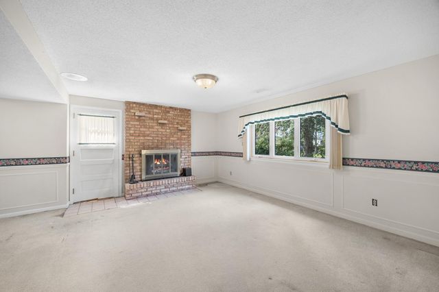 3830 Idaho Avenue N, Crystal, MN 55427