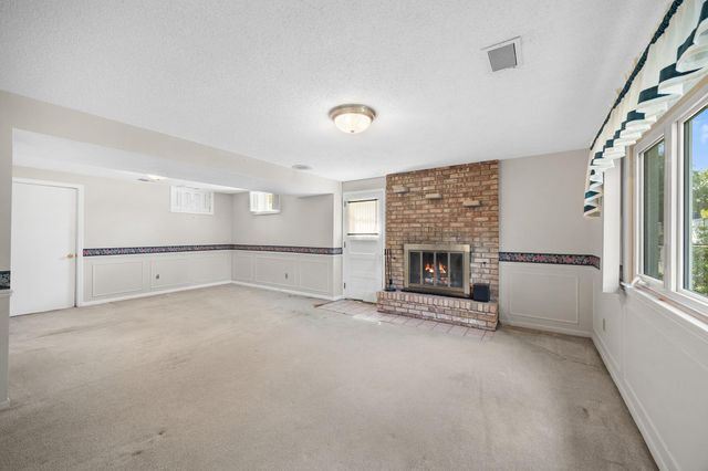 3830 Idaho Avenue N, Crystal, MN 55427