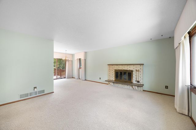 3830 Idaho Avenue N, Crystal, MN 55427