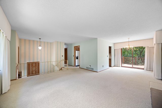 3830 Idaho Avenue N, Crystal, MN 55427