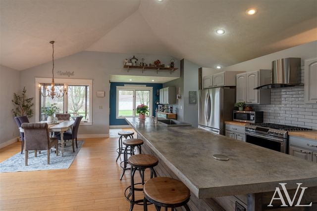 11855 Woodland Park Drive, Belding, MI 48809