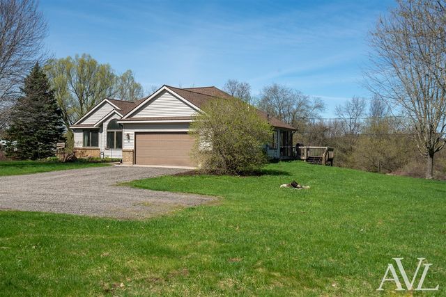 11855 Woodland Park Drive, Belding, MI 48809