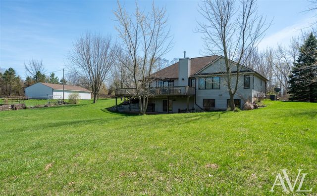 11855 Woodland Park Drive, Belding, MI 48809