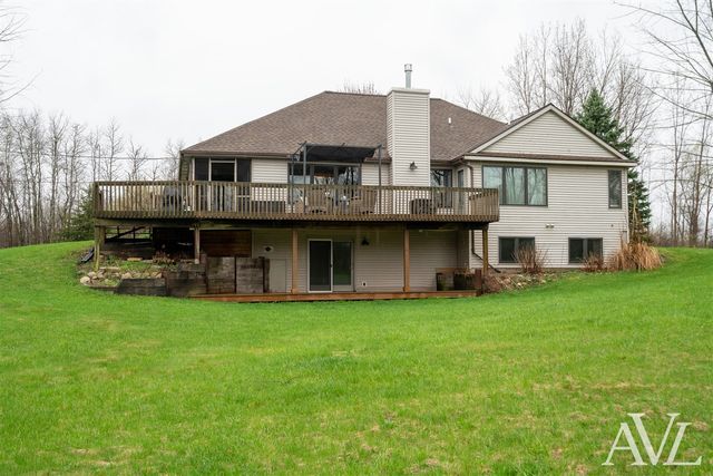 11855 Woodland Park Drive, Belding, MI 48809