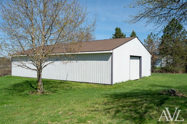11855 Woodland Park Drive, Belding, MI 48809