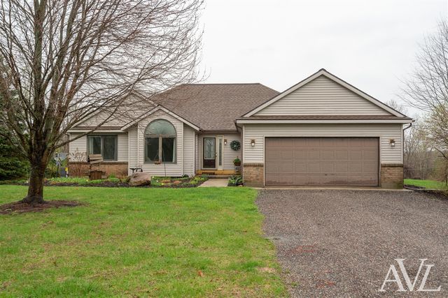 11855 Woodland Park Drive, Belding, MI 48809