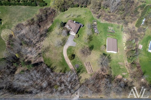 11855 Woodland Park Drive, Belding, MI 48809