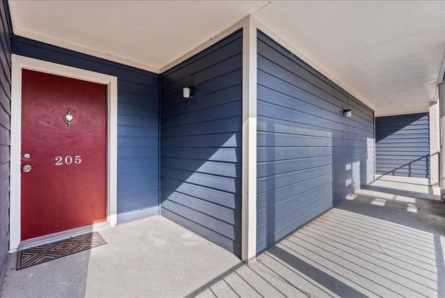 18511 Egret Bay Boulevard 205, Webster, TX 77058