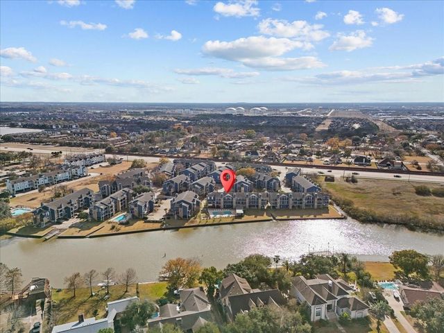 18511 Egret Bay Boulevard 205, Webster, TX 77058