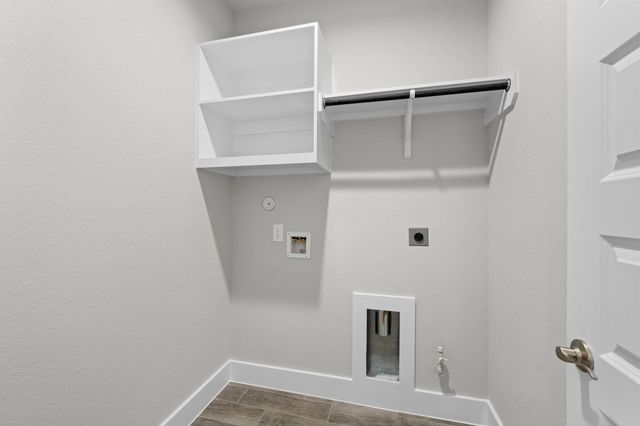 4519 Whisperwood Drive, Rosenberg, TX 77471