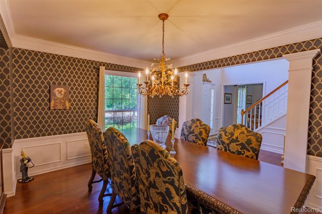 1964 Bloomfield Oaks Drive, West Bloomfield Charter Township, MI 48324