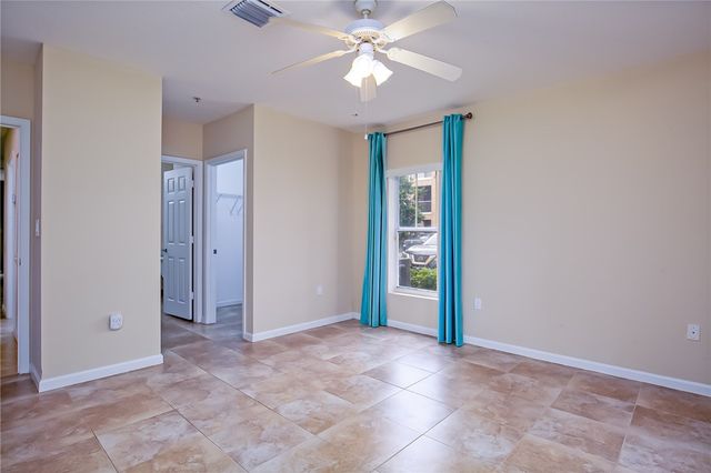 5015 Fairways Circle 107, Vero Beach, FL 32967