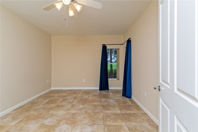 5015 Fairways Circle 107, Vero Beach, FL 32967