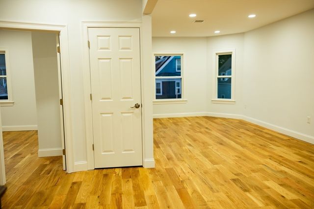 438 Talbot Ave, Boston, MA 02124