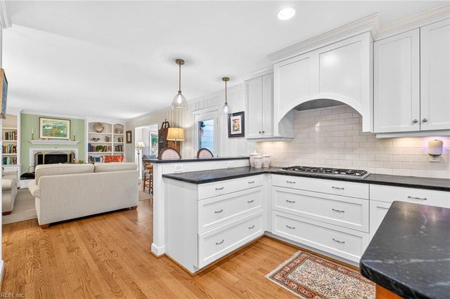 424 Susan Constant DR, Virginia Beach, VA 23451